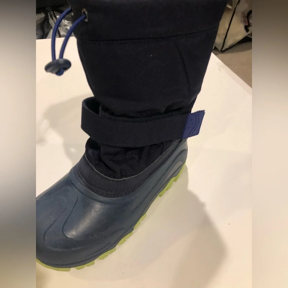 Target Thermolite Blue Youth Snow Boots Size 2